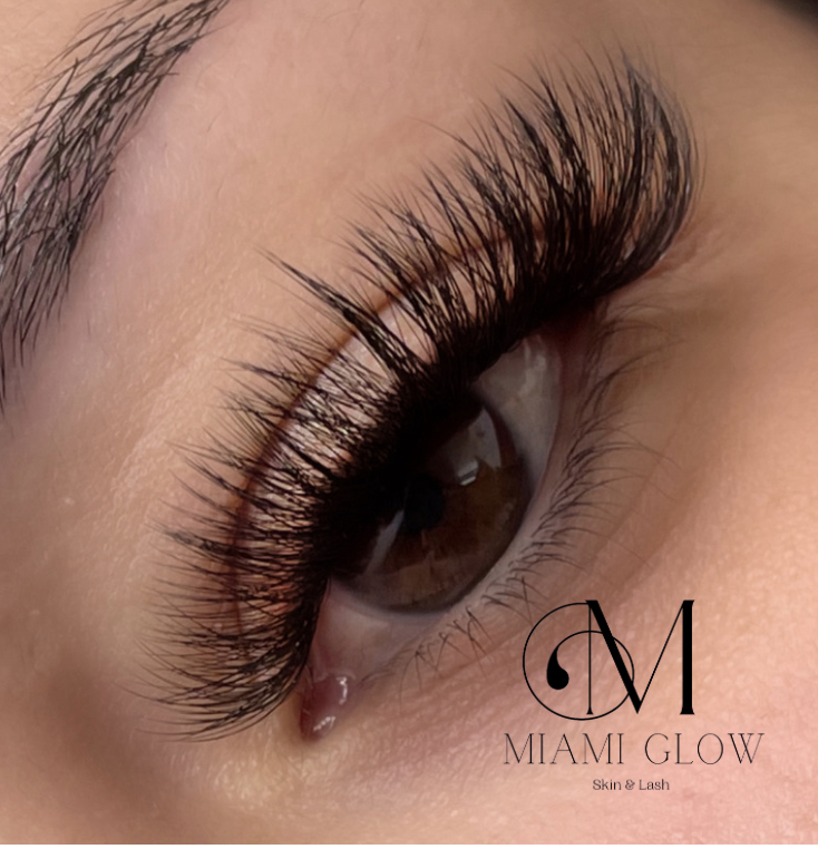 Close-up of a volume lash set